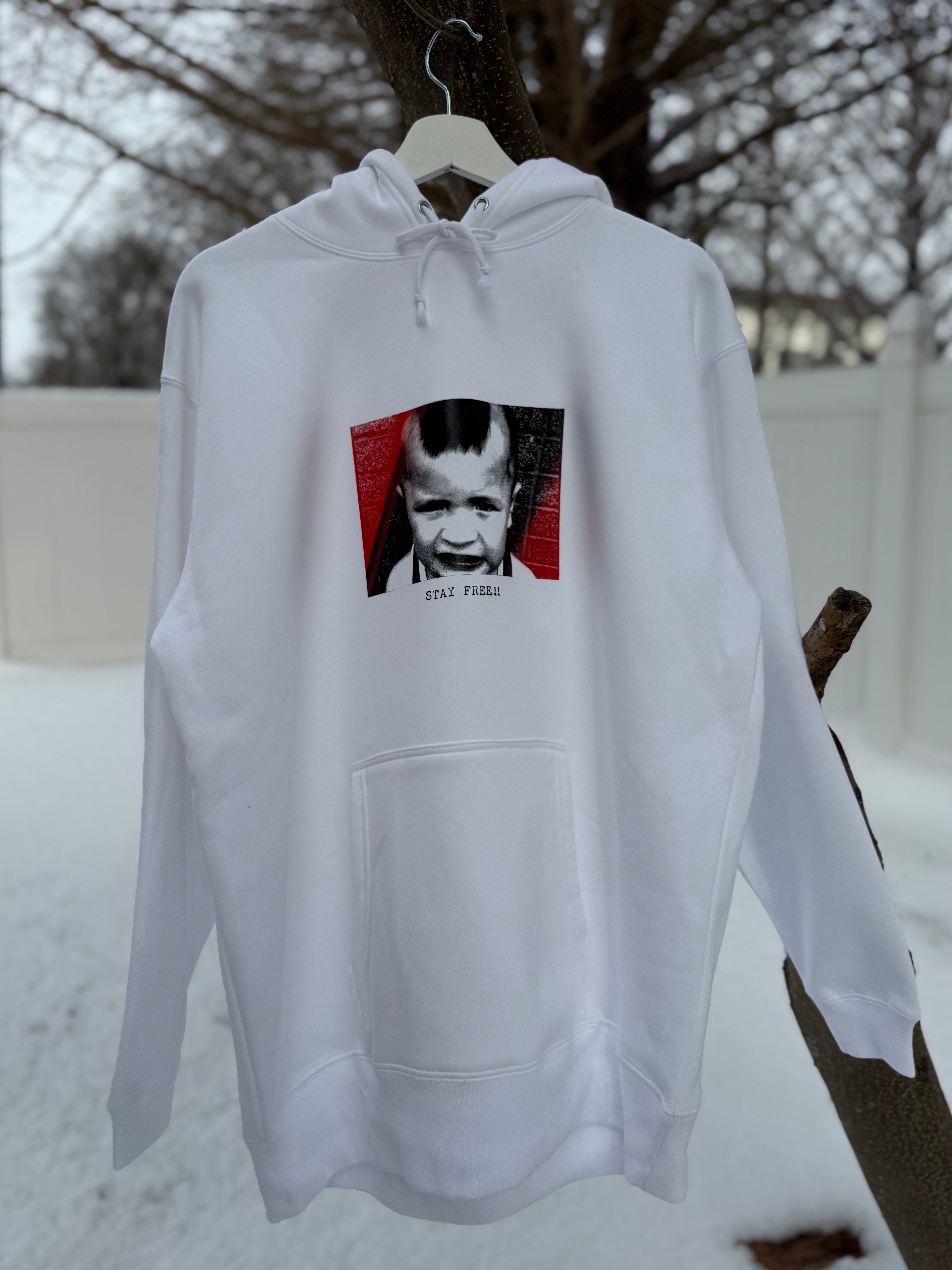 STAY FREE! HOODIE