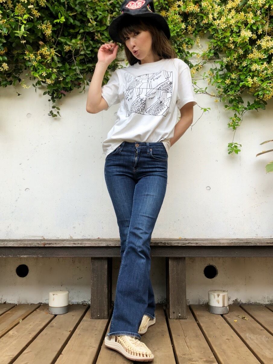 Fat Finger Problem short Tシャツ