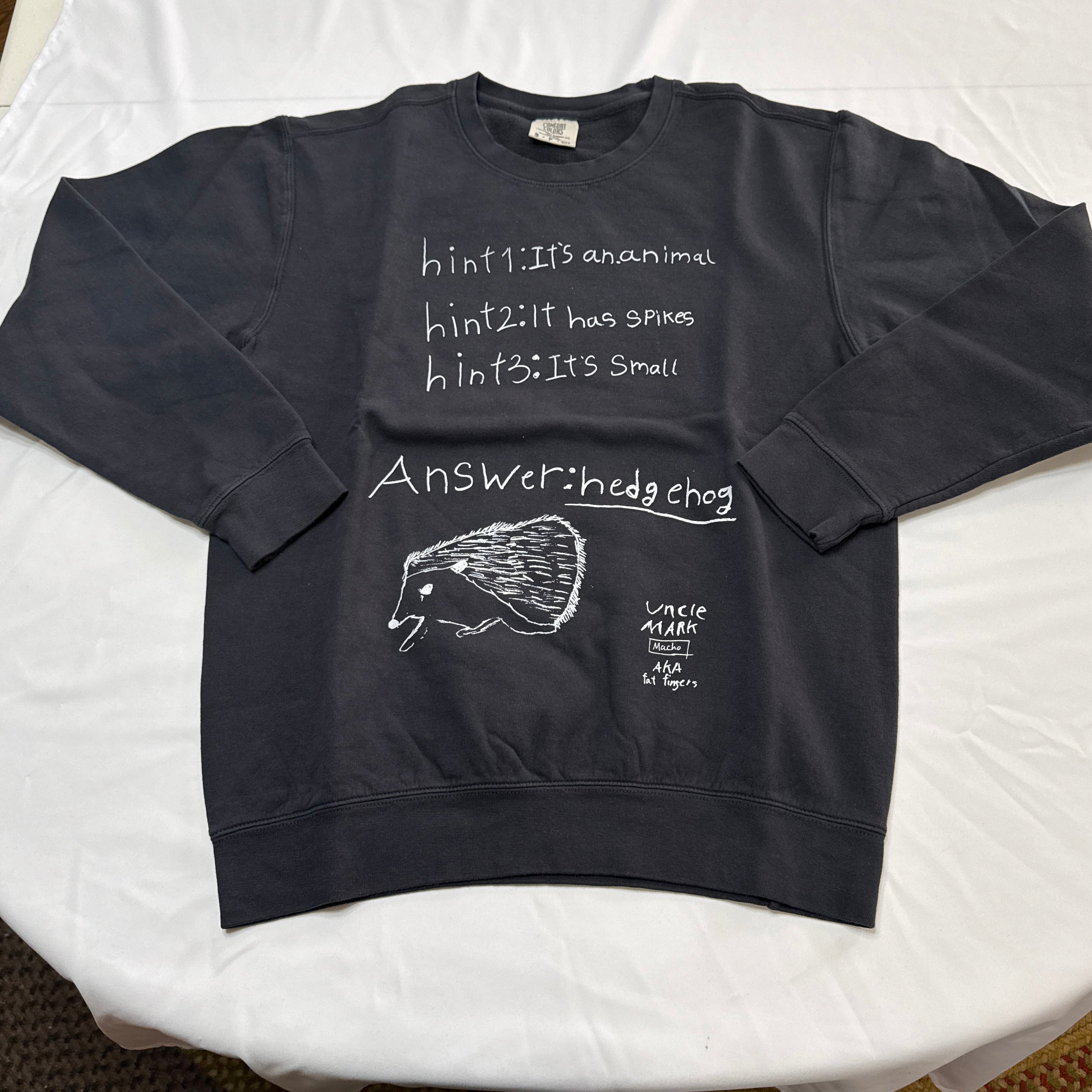 hint Comfort colors SWEATSHIRT