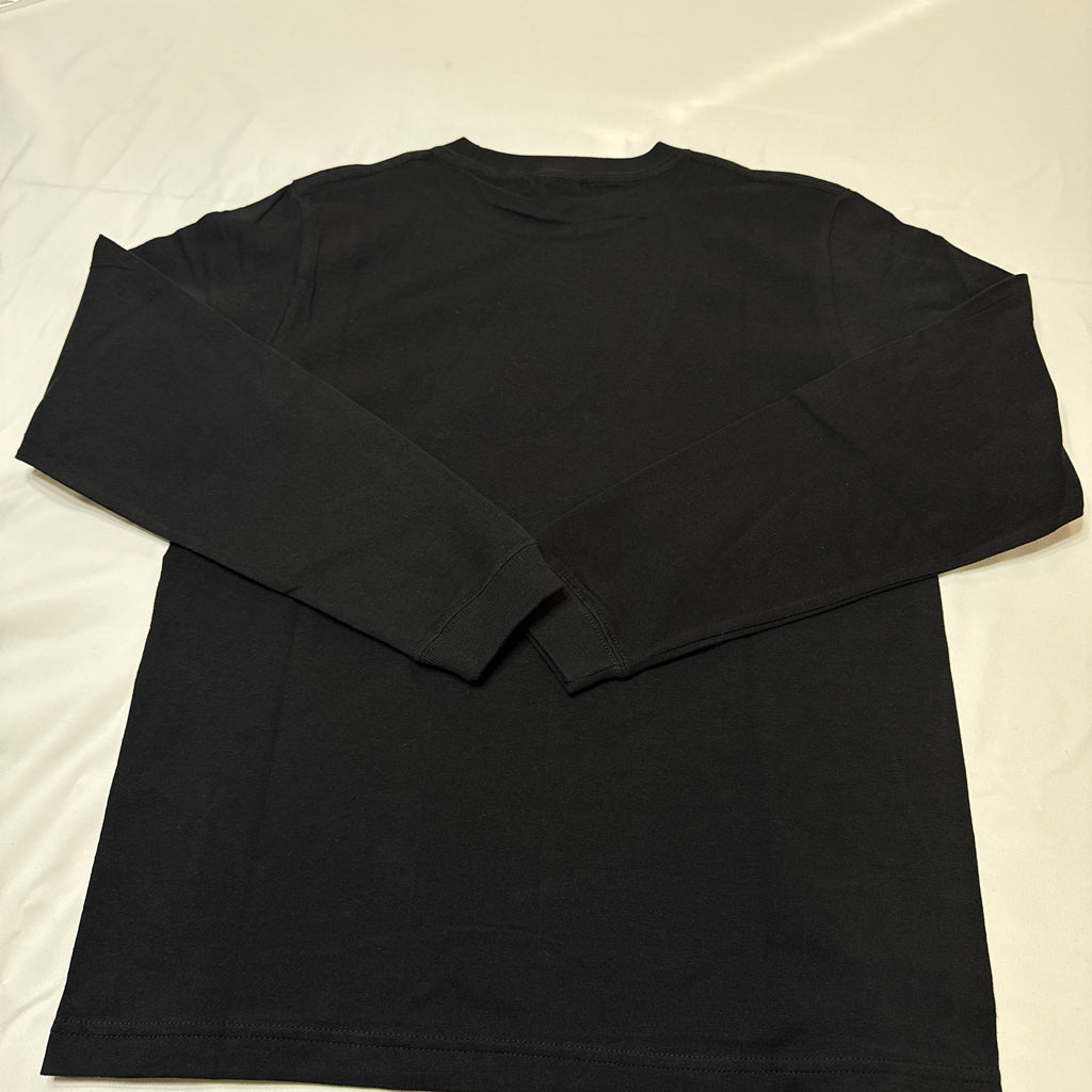 CAT LOVES ME  Long T