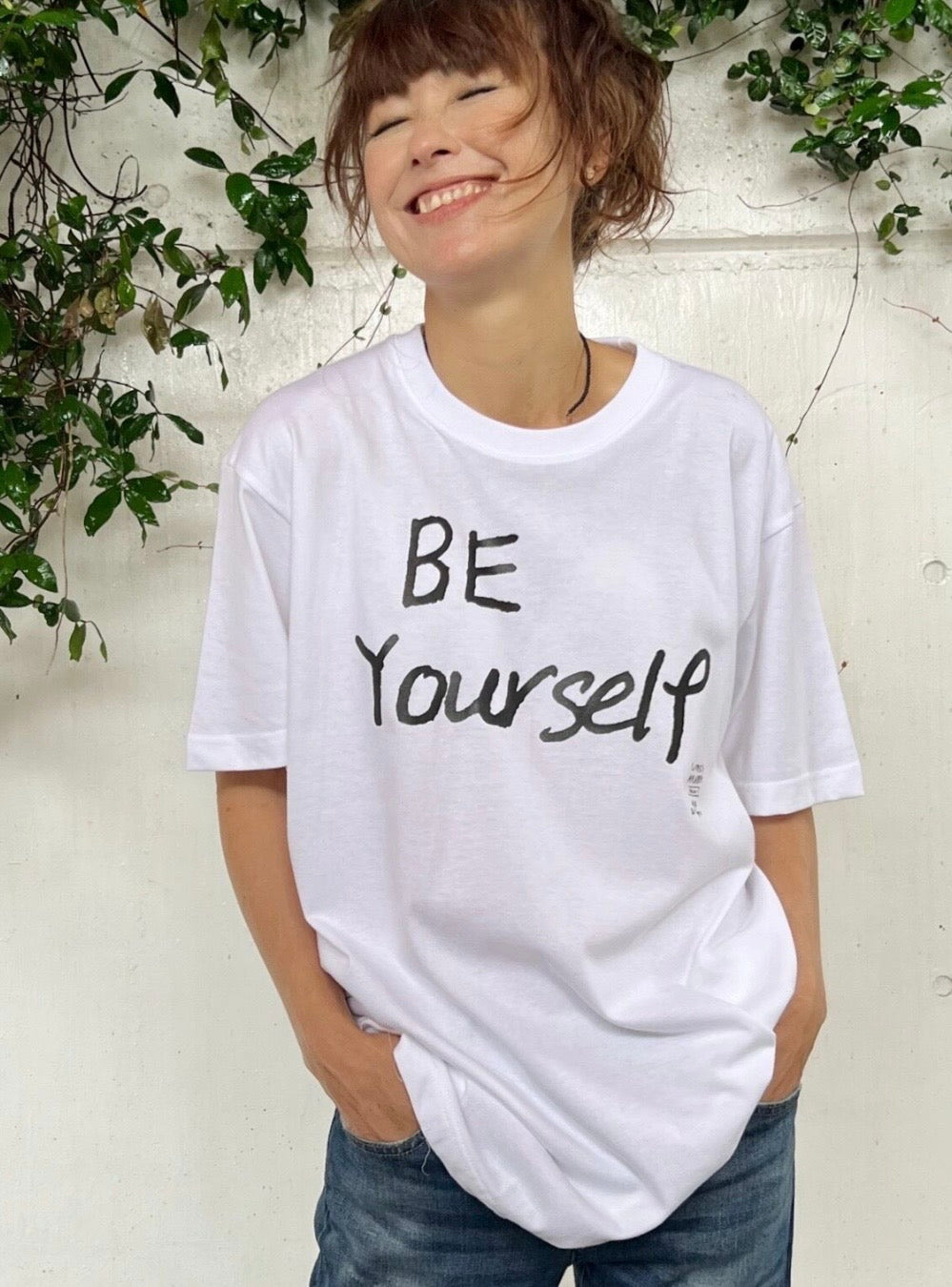 Be Yourself short Tシャツ