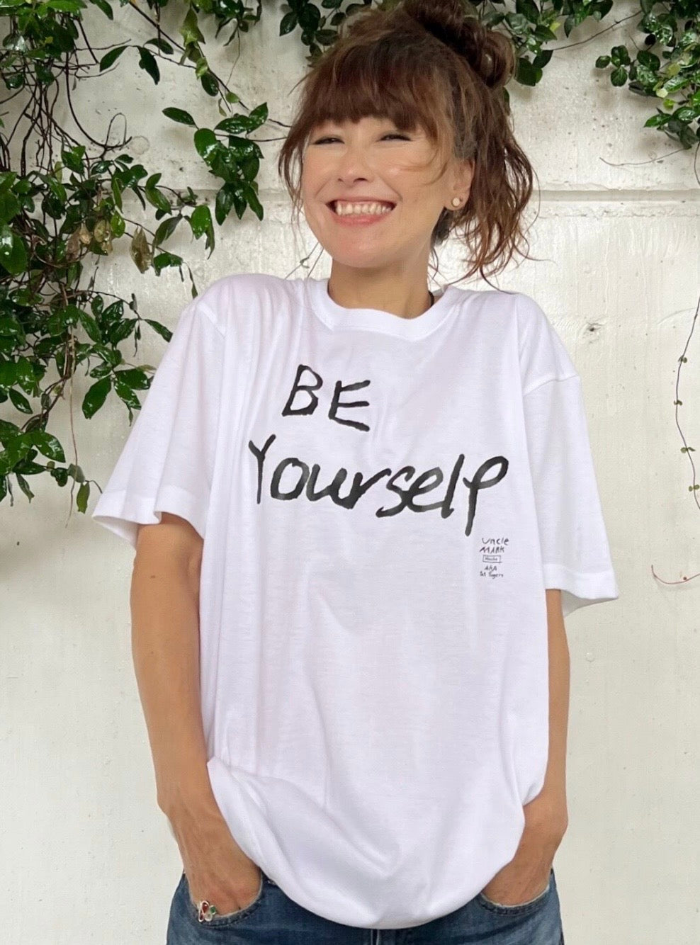 Be Yourself short Tシャツ