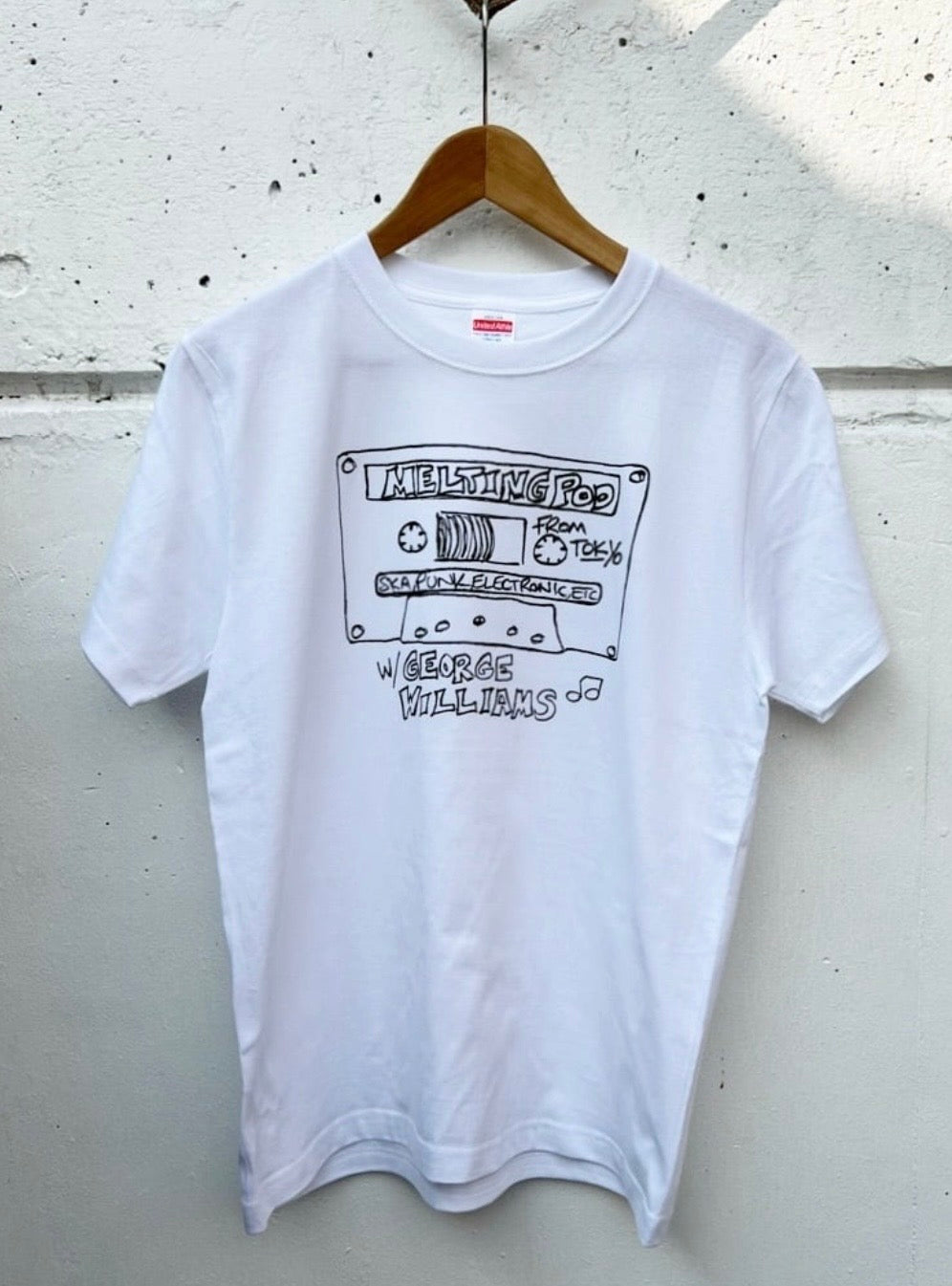Melting Pod Tシャツ