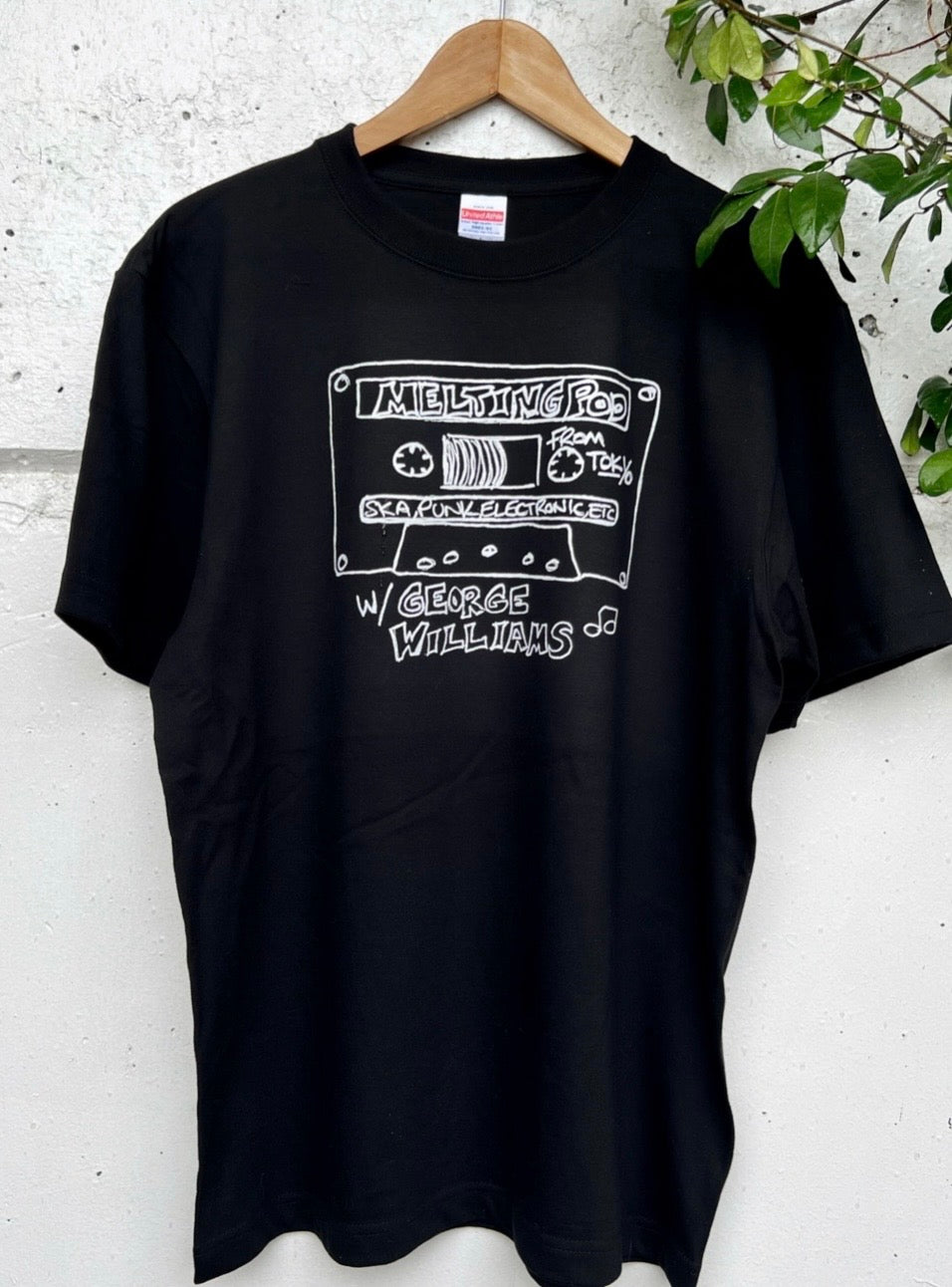 Melting Pod Tシャツ